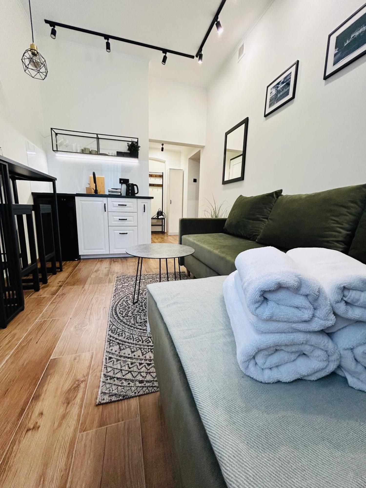 Apartament Krasinskiego Przemyśl Exteriör bild